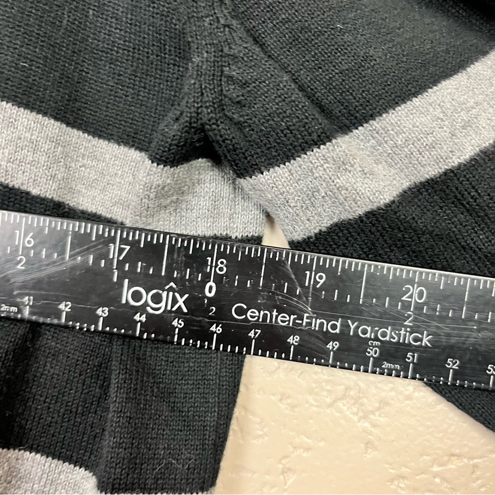5 for $30‎ Old Navy Men's Sweater Long Sleeve Black Stripe Quarter Zip Size M - Picture 4 of 12